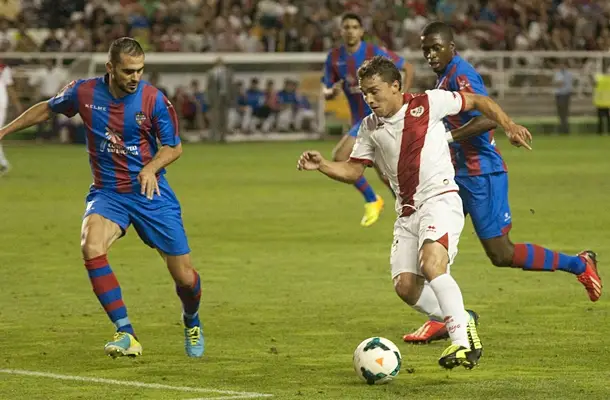 b8feeb8ac79437541624fea5a0f07ee7