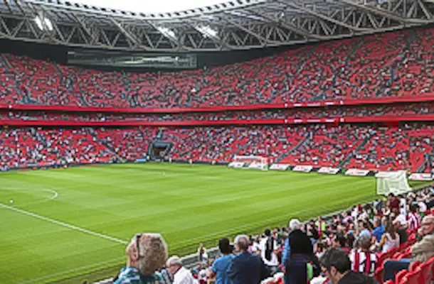 La nueva Catedral ya respira fútbol de altos vuelos