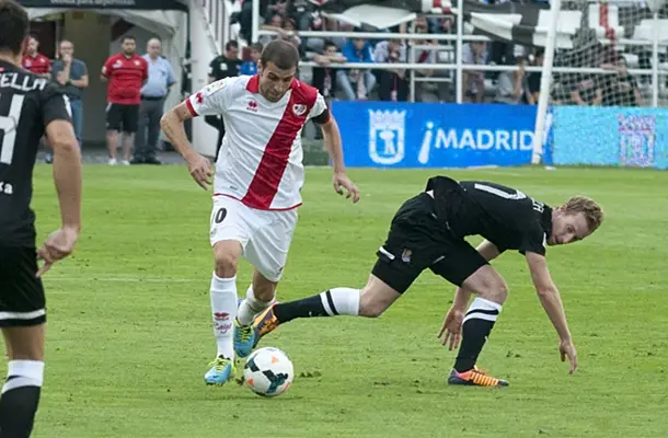 Roberto Trashorras es el ‘Rey de los pases’ en Primera División