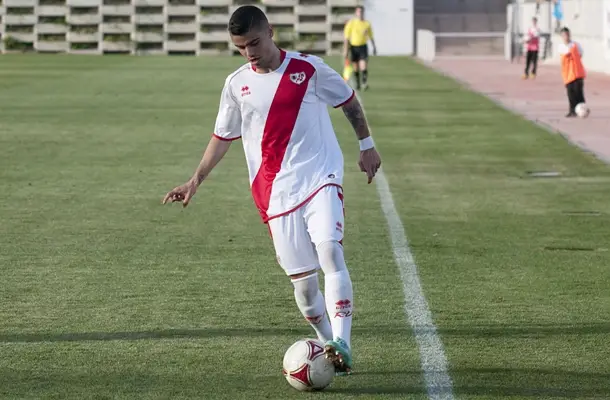 ‘Tenemos que usar nuestras armas para intentar ganar al Adarve’