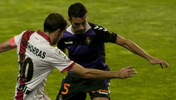 La afición del Rayo prepara un tren especial para el partido de copa
