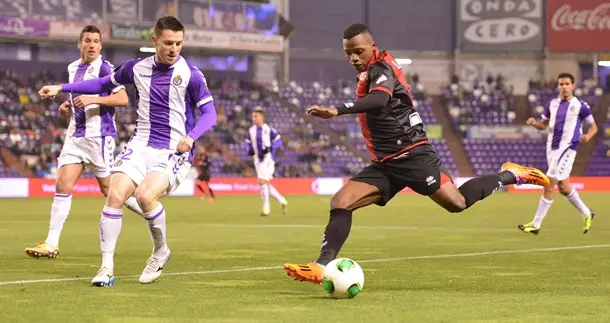 Valladolid y Rayo dejan los deberes para la vuelta en Vallecas