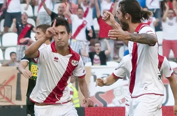 El Rayo encuentra en Bueno un goleador circunstancial