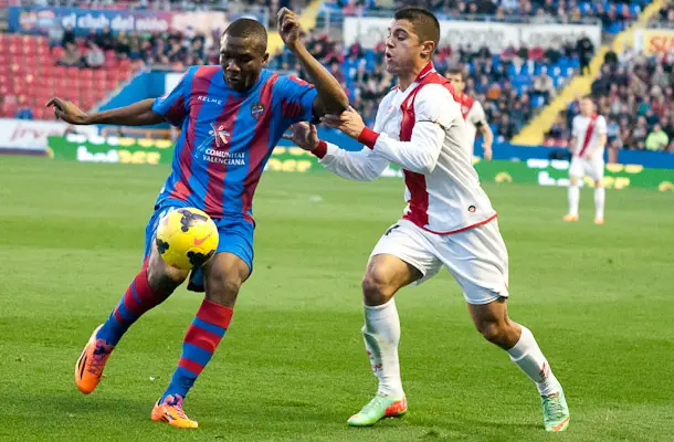 Un punto y a seguir remando