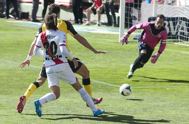 El Rayo se asoma peligrosamente al abismo