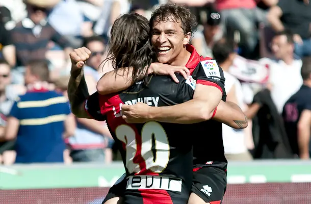 Alto grado de dificultad en las gestiones con Seba y Larrivey