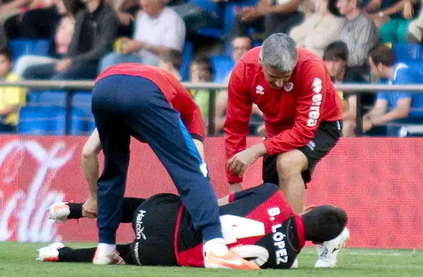 Borja López deberá pasar por el quirófano