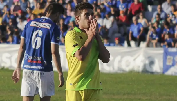 Embarba renueva por tres temporadas y jugará en el primer equipo