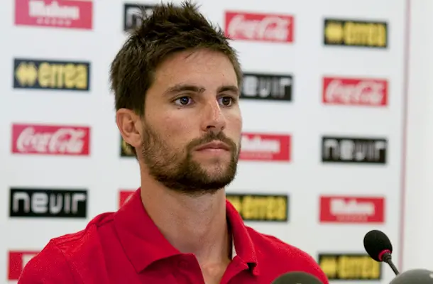 El Elche ficha a Adrián González por dos temporadas