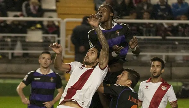 El Rayo anuncia el fichaje de Manucho por un año