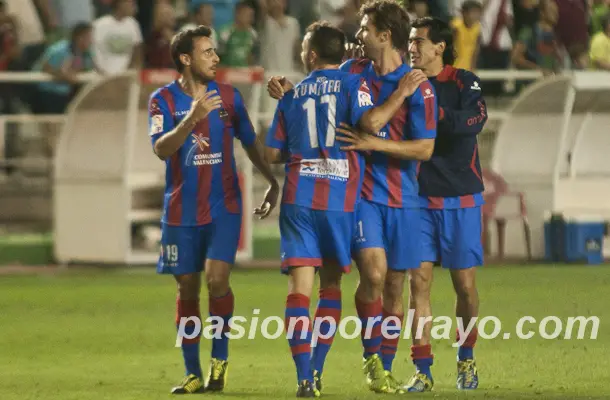El Levante logra su primera victoria antes de recibir al Rayo