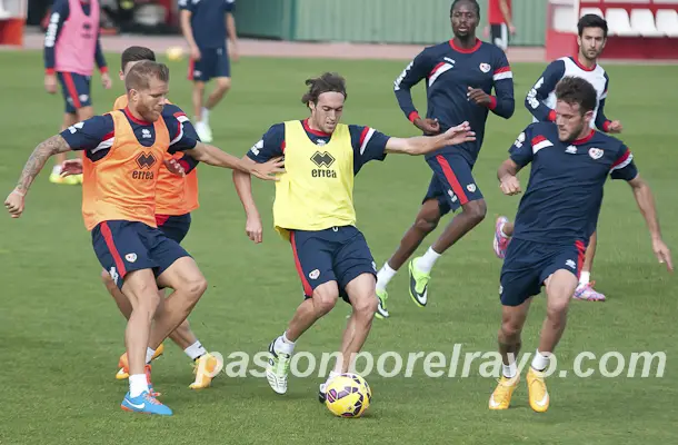 Fatau sustituye a Baena y Morcillo a Nacho