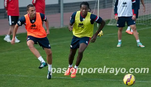 Las lesiones de Cobeño y Zé Castro obligan a reajustar la lista