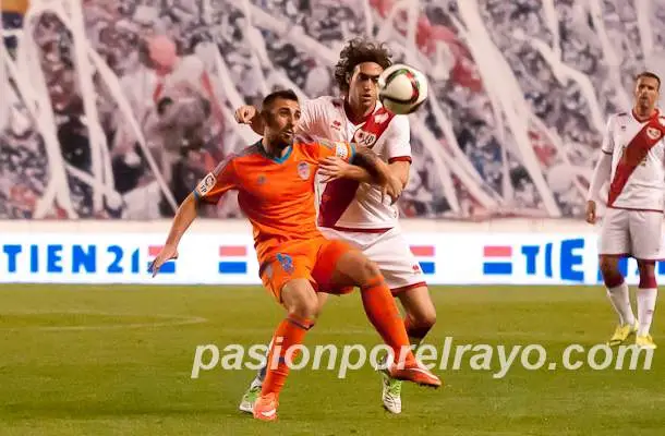 Parejo y Alcacer se perderán el partido con el Rayo Vallecano
