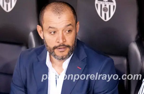 Nuno hoy no se acuerda del árbitro