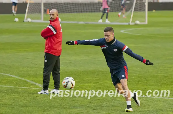 El Rayo completa un nuevo entrenamiento con varios canteranos