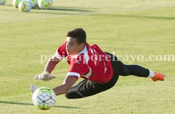 El Rayo abre las puertas a su generación más prometedora