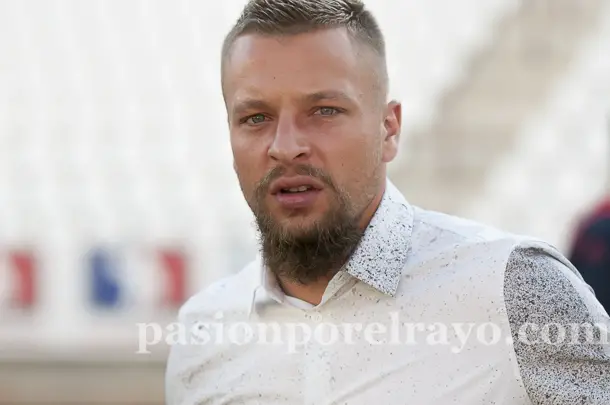 Ebert, último fichaje del Rayo, estuvo en el Carlos Belmonte