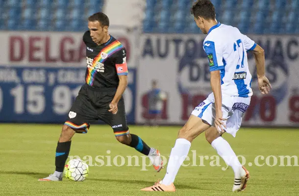 700d56bfe25eb40e267dfac28c6ab742