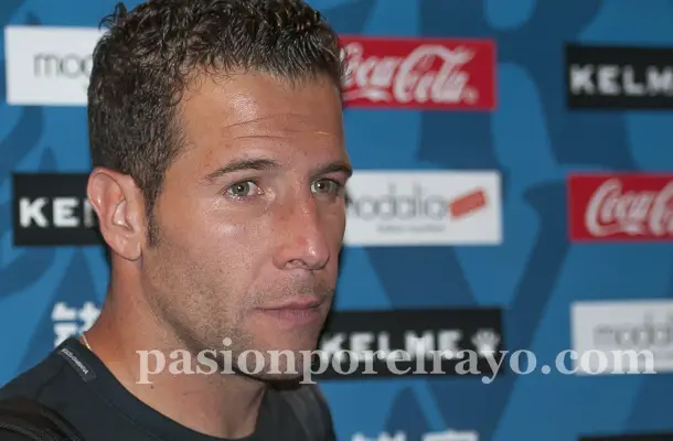 ‘Intentaré devolver la confianza del club con trabajo y profesionalidad’