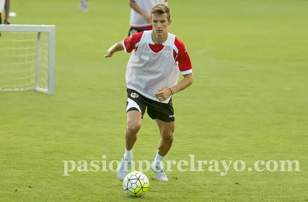 Llorente llamado a ser el jefe de la defensa del Rayo