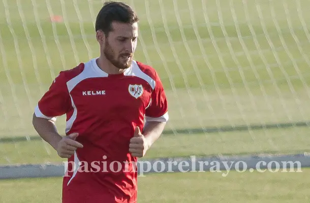 Tito y Zé Castro trabajaron sobre el césped de la ciudad deportiva