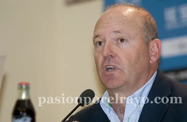 ‘Si los de atrás están más apagados, mejor para el visitante’