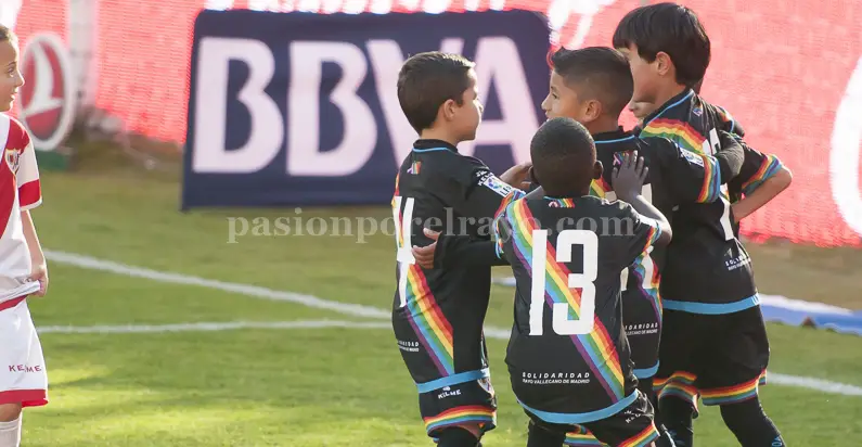 Los ‘chupetines’ pusieron el broche de oro al día del niño rayista