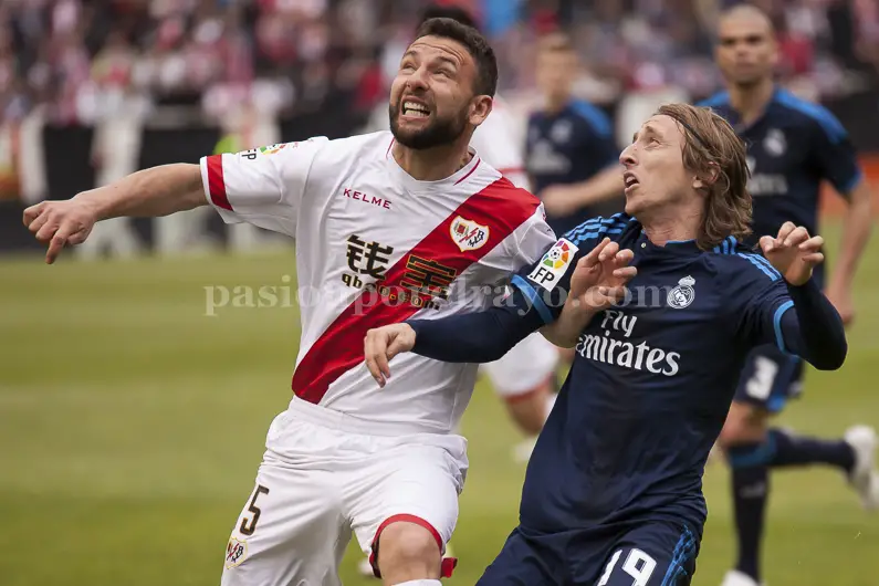 Razvan Rat volvió a jugar tras operarse del hombro en enero