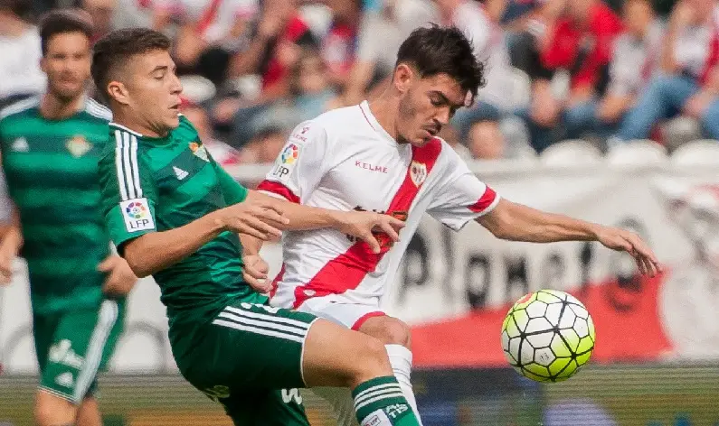 Los pilares fundamentales del club siguen en el aire