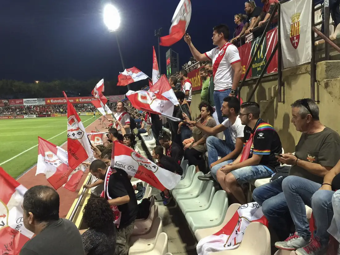 La afición volvió a estar por encima del equipo