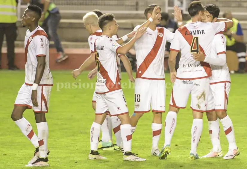 Una copa para «ilusionar» a Vallecas