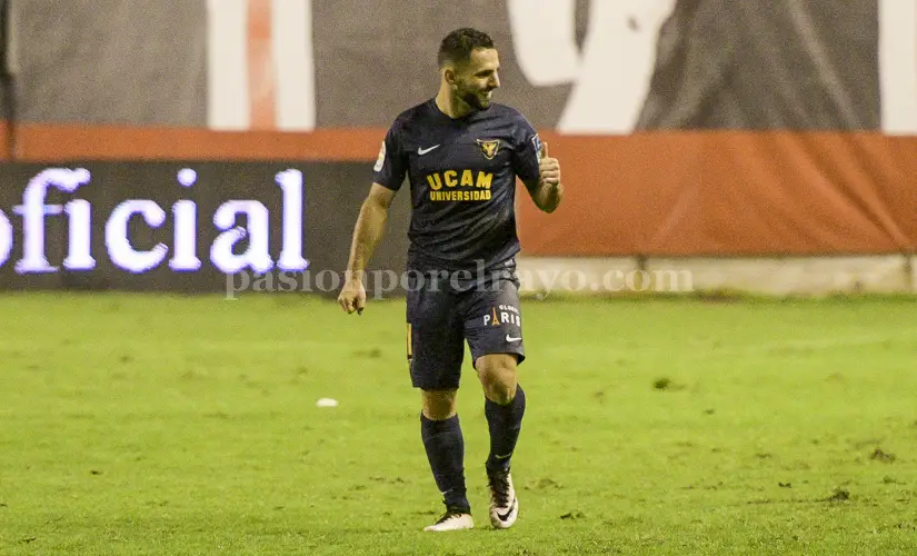 ‘Le estoy muy agradecido al Rayo Vallecano y le deseo lo mejor’