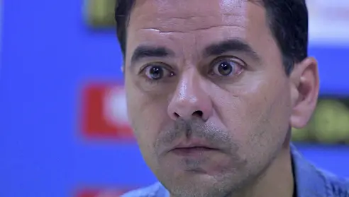 ‘Tenemos que lograr que defiendan con cinco y no con tres’