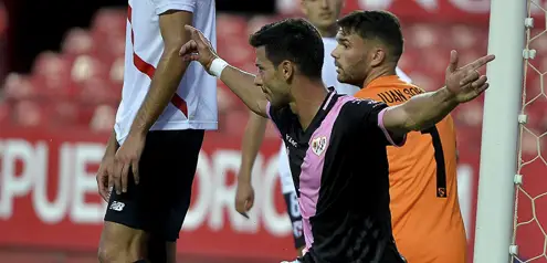 Medio partido fue suficiente para cerrar la temporada con victoria