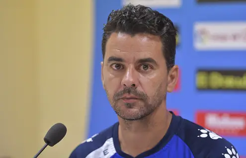 «Cada vez que un jugador se pone la camiseta del Rayo debe ser para ganar los tres puntos»