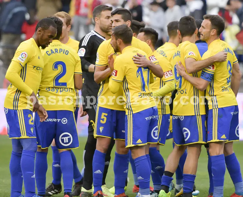 El Cádiz baja enteros y el Numancia sigue con su racha triunfal