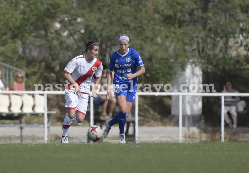 La afición del Rayo sale en defensa de Natalia