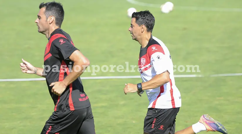 Míchel a tope y Lass al margen