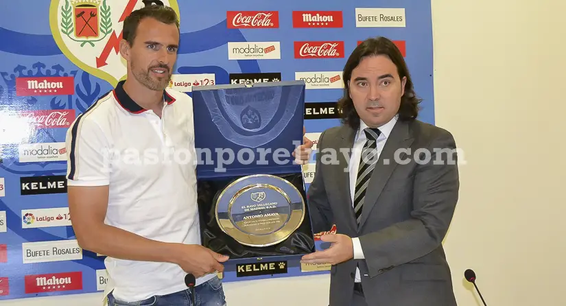 Amaya se despidió en rueda de prensa