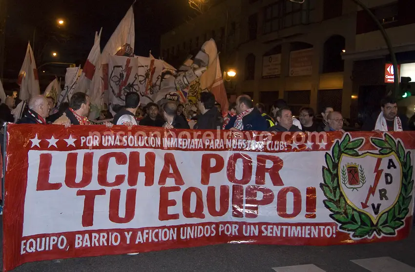 La afición del Rayo está en pie de guerra