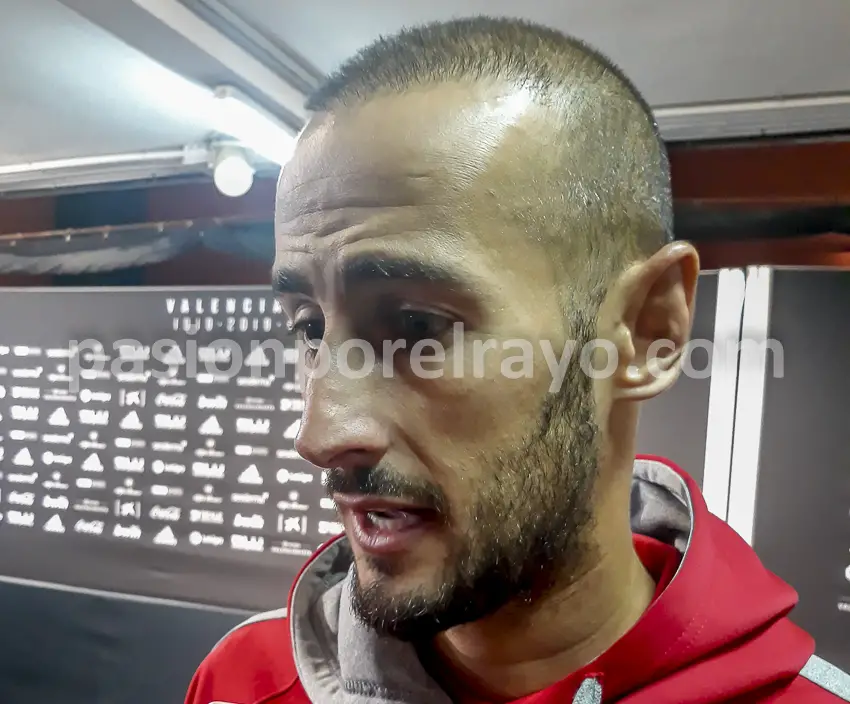 Alejandro Gálvez, sobre los arbitrajes: «El Rayo a veces se lleva palos que no tiene por qué llevarse»