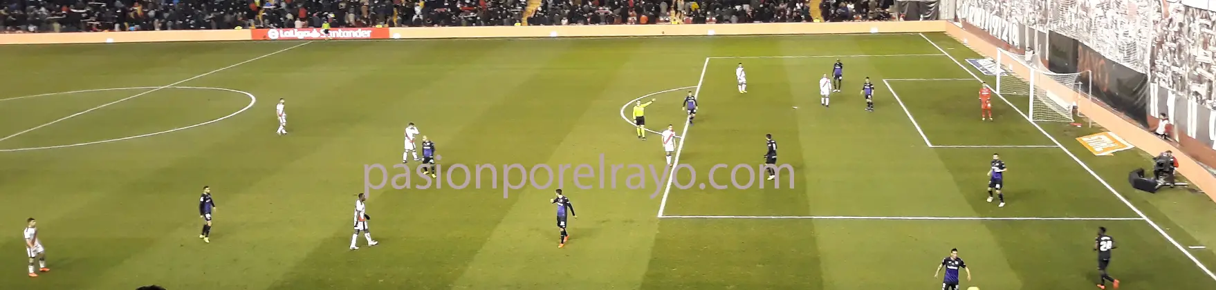 La estrategia y una mala primera mitad matan al Rayo