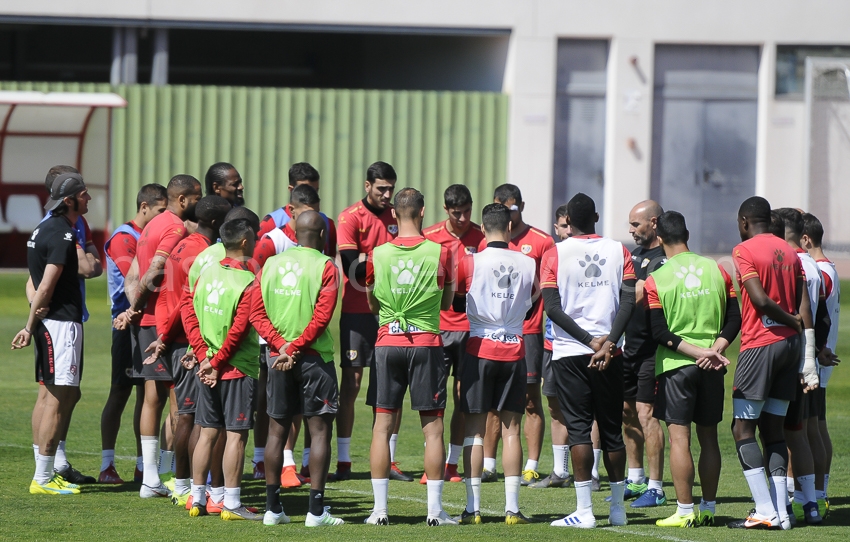 Nuevo entrenador… ¿victoria segura?