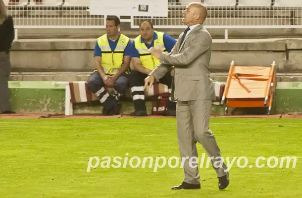Jémez vuelve a Vallecas