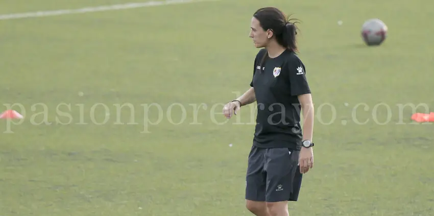 El Rayo Femenino se queda sin entrenadora una semana después de volver al trabajo