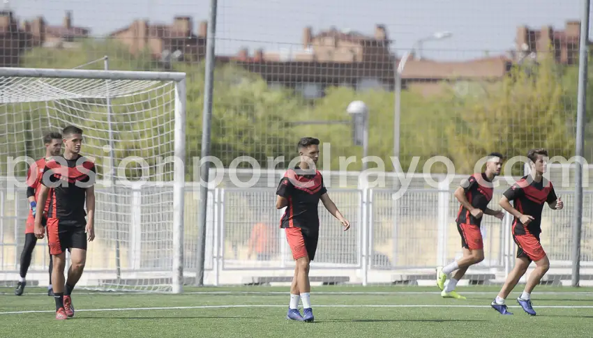 Villaverde San Andrés – Rayo Vallecano B: Una victoria para Rueda