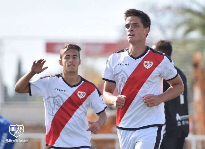 Marc Echarri (Rayo Vallecano B) : «En Tercera no te puedes despistar ni un minuto»