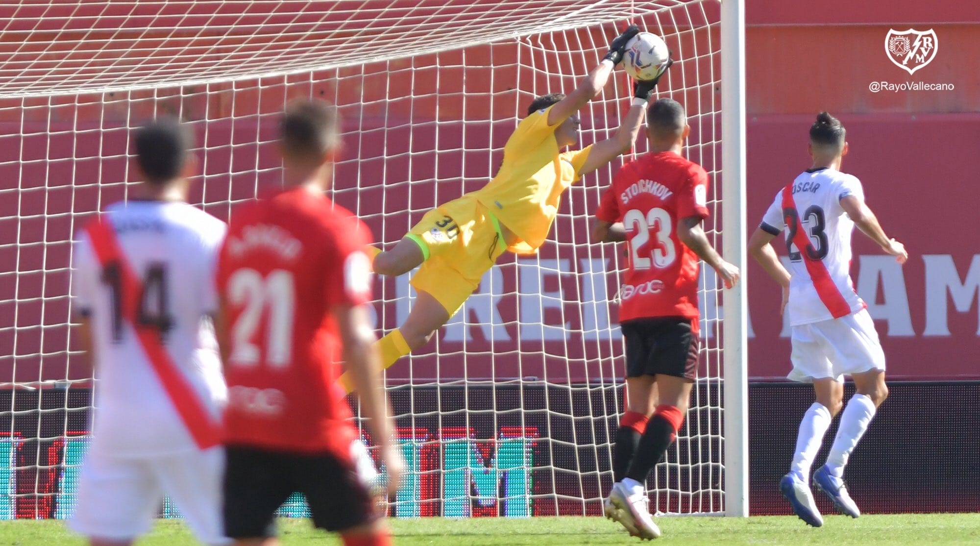 Iraola: «Mario y Morro tendrán partidos no tan buenos y habrá que seguir confiando en ellos»