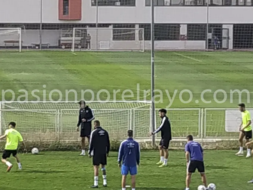 Así ha sido la primera semana de Umbro vistiendo al Rayo Vallecano
